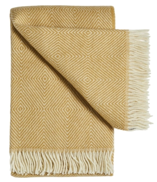 Kollane villane pleed narmastega