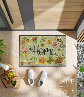 Pestav uksematt kirjaga Lovely Home