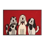 Punane uksematt kodusesse majapidamisse kutsikatega Three Dogs
